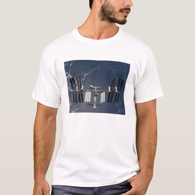INTERNATIONELL STATION 5 T SHIRT (Framsida)