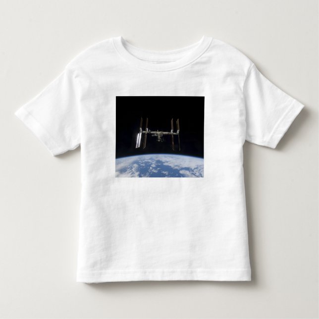 INTERNATIONELL STATION 9 TEE SHIRT (Framsida)