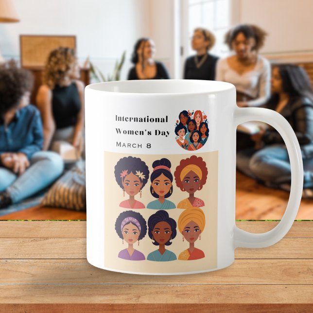 Internationella kvinnodagen 8 mars bild kaffemugg (A mug for International Women's Day on March 8th, illustrated with pictures of diverse women)