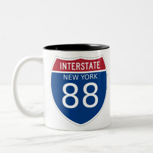 Interstatstecken för New York Två-Tonad Mugg