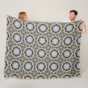 Intricate blue guld white arabesque tile maroccan fleecefilt