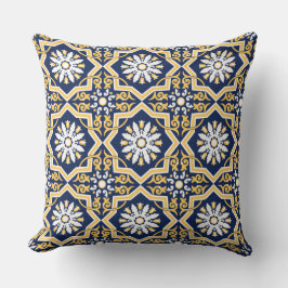 Intricate blue guld white arabesque tile maroccan kudde