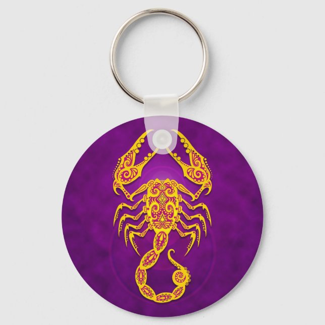 Intricate Lila and Gult Tribal Scorpio Nyckelring (Framsida)