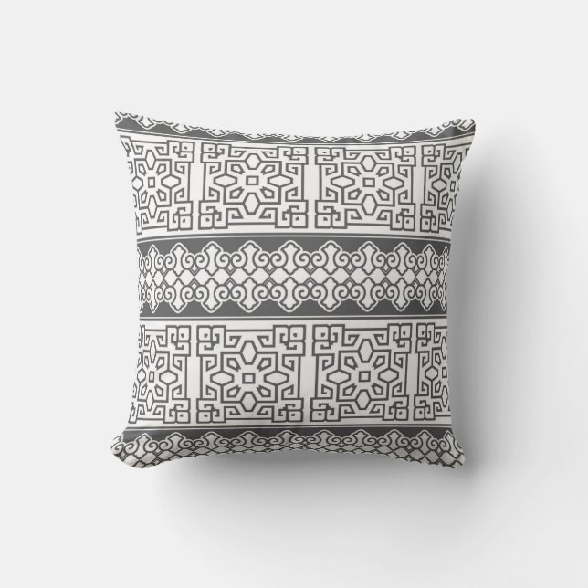 Intricate Mönster Pillow in Grått Kudde (Framsida)