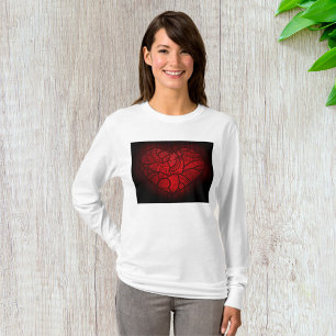 Intricate Red Mandala Heart Romantic Boho Mönster T Shirt