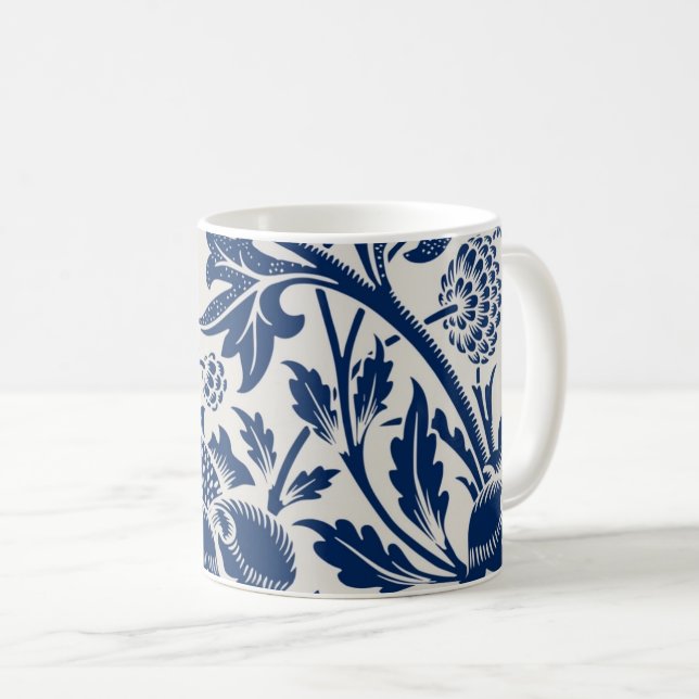 Intrikat blommönster i blått på ljus bakgrund kaffemugg (Framsida höger)