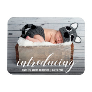 Introduktion till Nyfödd bebis Hearts annonsfoto W Magnet