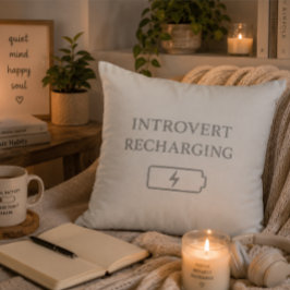 Introvert återhämtning | Socialt batteri laddar up Kudde