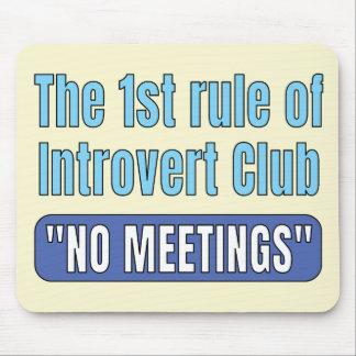 Introvert Club    T-Shirt Musmatta