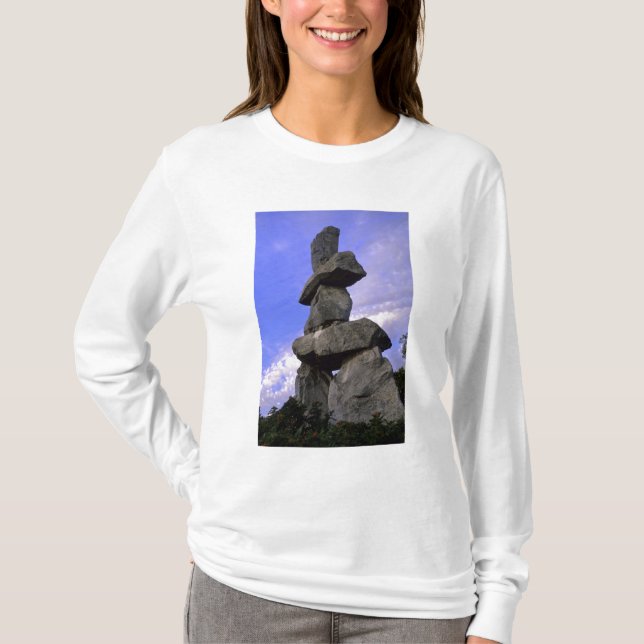 Inukshuk, Northwest Territories, Kanada T Shirt (Framsida)