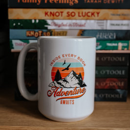 Inuti varje Bok ligger Äventyr vid Bok Älskare Mug Kaffemugg