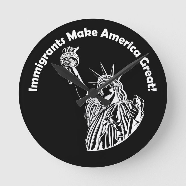 Invandrarna gör Amerika Underbart Rund Klocka (Framsida)