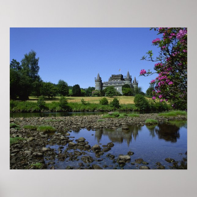 Inverary Castle, Strathclyde, Skottland Poster (Framsidan)