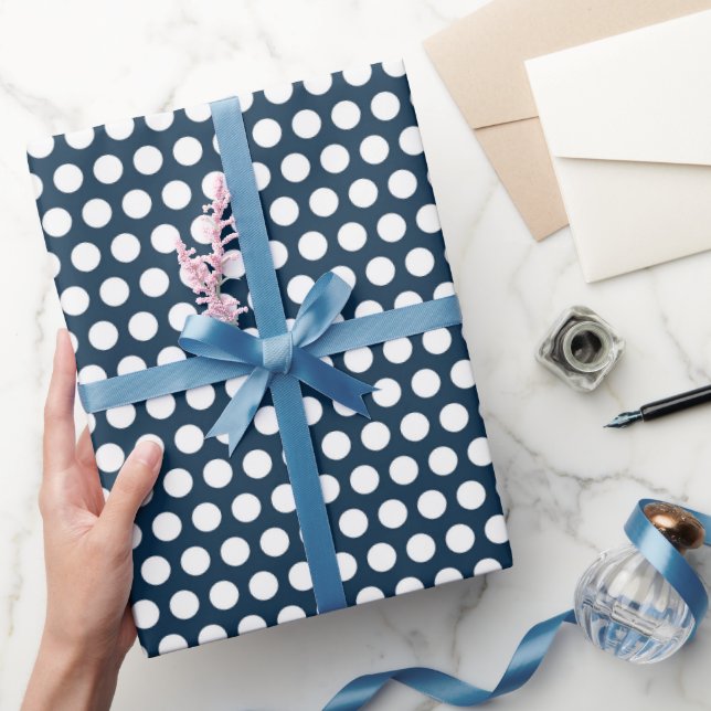 Inverterade prickar presentpapper (Gifting)