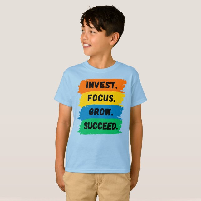 Invest, Focus, Grow, Successivt motivationslagord T Shirt (Hel framsida)