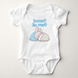 Investera i viloläge med Snoozy Bunny T Shirt