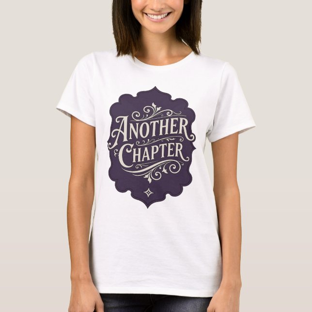 Iögonfallande lila ANOTHER CHAPTER tryck T Shirt (Framsida)