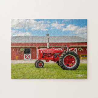 Iowa Red Tractor + Horse Stable Puzzle Pussel