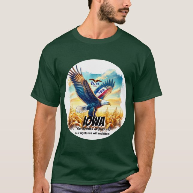 Iowa Soaring Spirit of the Bald Eagle State Animal T Shirt (Framsida)