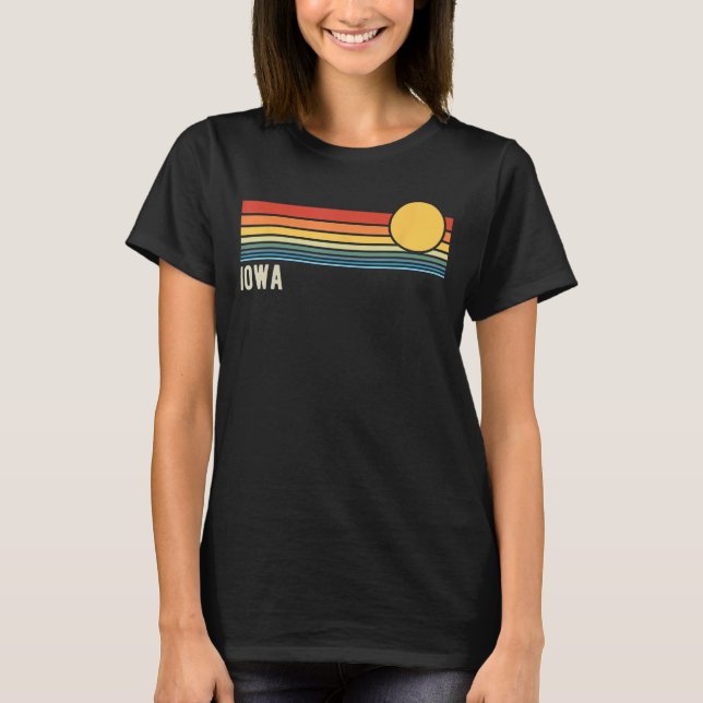 Iowa USA Retro Sunset Stil Design T Shirt (Framsida)