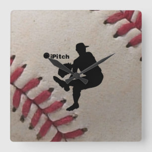 iPitch Spelar Siluett På Baseball Bakgrund Fyrkantig Klocka