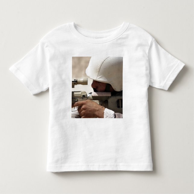 Irakiska arméns sergeant sights i mörker t shirt (Framsida)