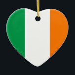 Ireland Flagga Heart Ornament<br><div class="desc">Hjärtat prydnad med Irlands Flagga.</div>