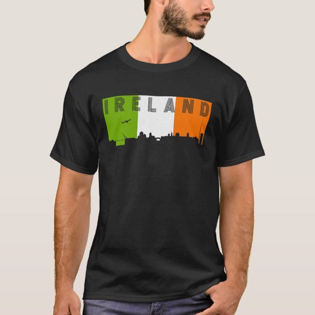 Ireland Skyline Irish Flag Vacation Travel T Shirt (Framsida)