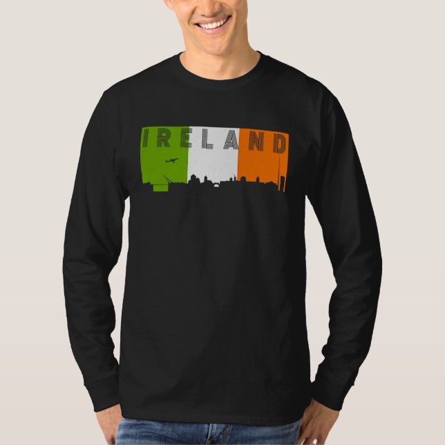 Ireland Skyline Irish Flag Vacation Travel T Shirt (Framsida)