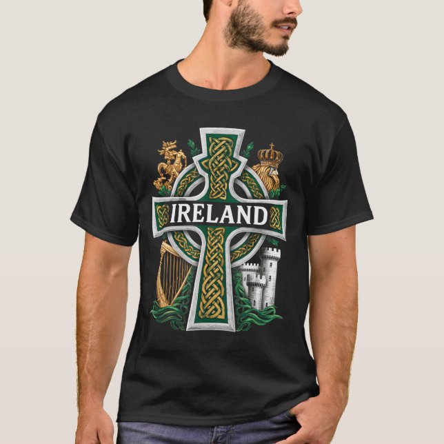 Ireland St Patrick Day Celtic Cross Green Celebrat T Shirt (Framsida)