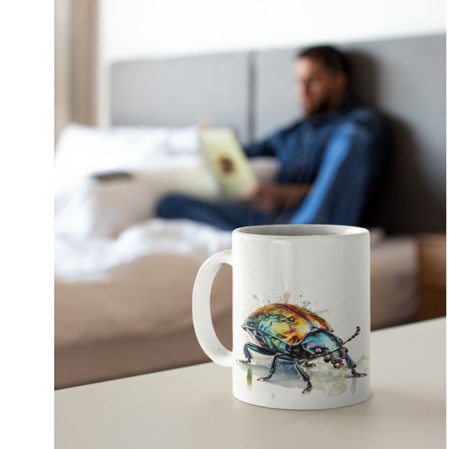 Iridescent Beetle i vattenfärg Kaffemugg (Skapare uppladdad)