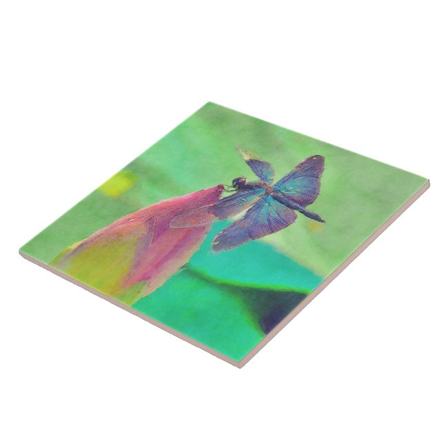 Iridescent Blue Dragonfly på vattenvägar Kakelplatta (Sidan)
