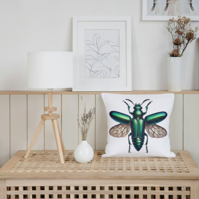 Iridescent Jewel Beetle Natature Inspired Art Kudde (Skapare uppladdad)