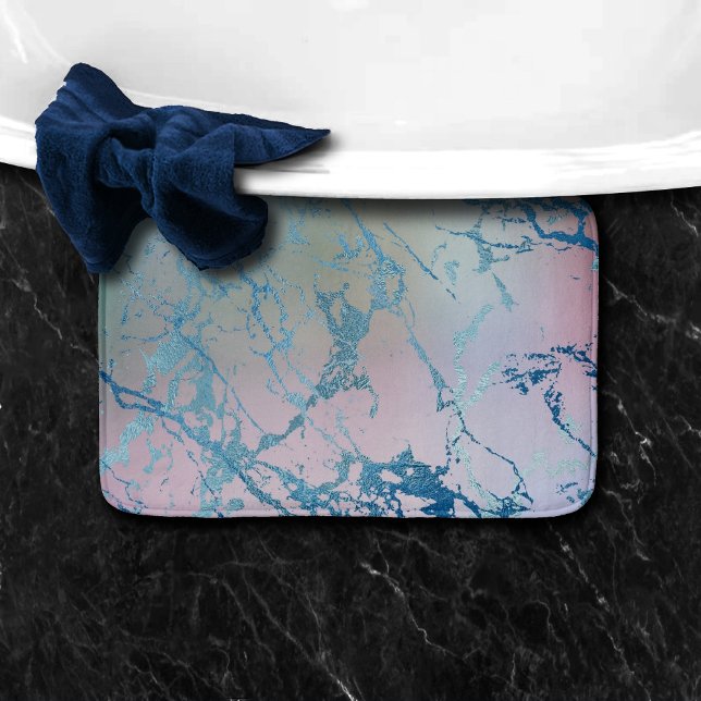 Iridescent Marble | Trendig Faux Holo Blue Rosa Badrumsmatta (Skapare uppladdad)