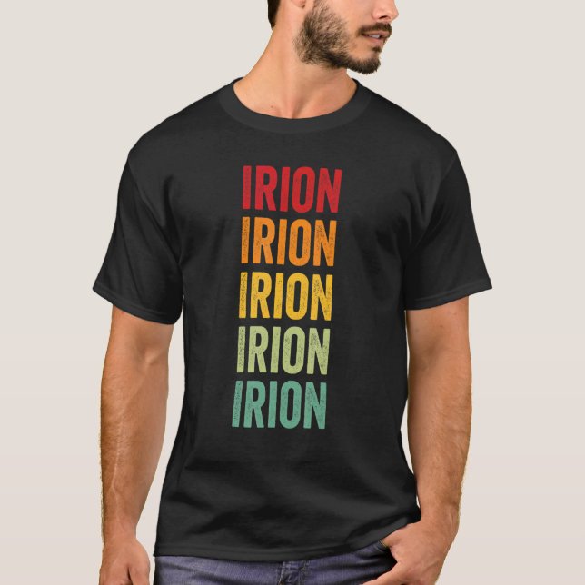 Irion County Texas Rainbow Text Design T Shirt (Framsida)