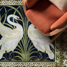 Iris och Rush Svanar Walter Crane Rik Blue & White
