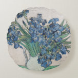 Irises, av van Gogh Rund Kudde<br><div class="desc">Den här van Gogh-målningen från 1890 verkar ha lugnande effekter på mig. De vackra nyheterna är reducerade. Men detta arbete har brustit i färg. Vill du lägga till text? Inga problem alls. Köp som det är eller lägg till text. Offentligt arbete. Sharon Lee Hudson.</div>