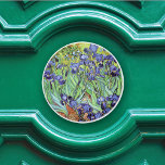 Irises Blommigt Ligcape Vincent van Gogh Knopp<br><div class="desc">En keramisk knopp med oljemålningen,  Irises (1889),  av Vincent van Gogh (1853-1890). Ett vackert trädgårdslandskap fyllt av blåvioletta iris-blommor.</div>
