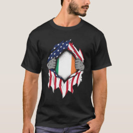 Irish American Flaggor Händer Ripping Flagga on Ch T Shirt