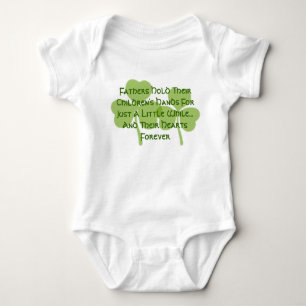 Irish Bluting Pappor håller sina öron för alltid Tee Shirt