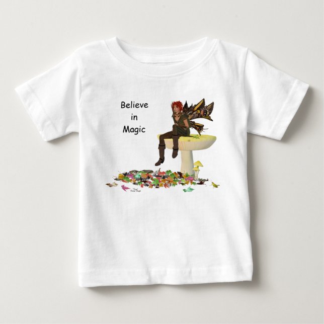 Irish Boy Fairy on Mushroom Baby T-Shirt (Framsida)