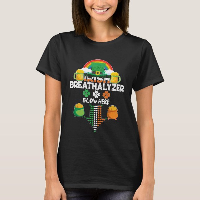 Irish Breathalyzer Blow hit St Paddy Day T Shirt (Framsida)