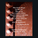 Irish Bröllop Blating, Giftermål Rusty Metall Prin Poster<br><div class="desc">Detta är en vacker irländsk välsignelse mellan bröllop och giftermål. Det börjar med "Må Gud vara med dig och välsigna dig" och slutar med "Må du inte veta någonting annat än lycka från och med denna dag framåt". Den är gjord i en 11-tums x 14-tums poster, med en bakgrund av...</div>