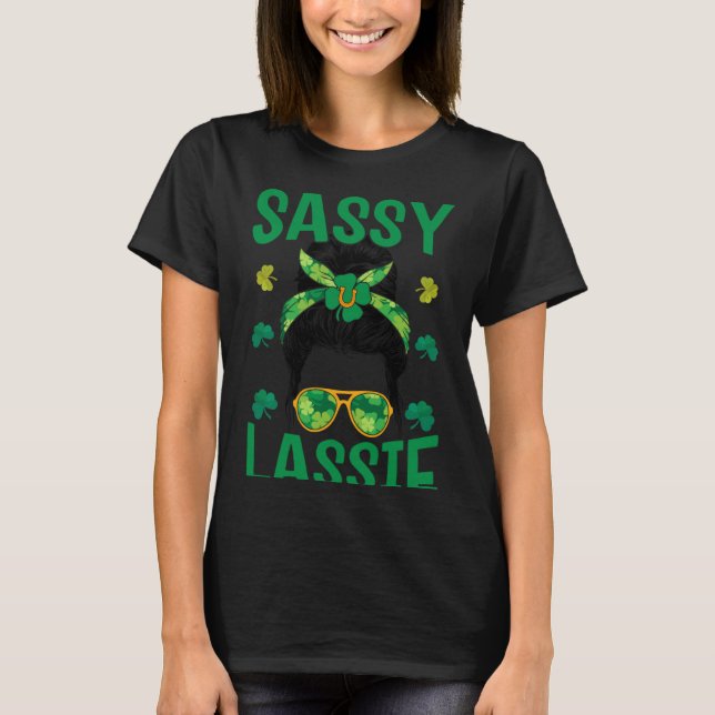Irish C St patrick's day Sassy Lassie T Shirt (Framsida)