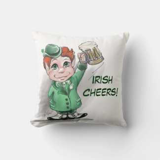 Irish Cheers! St patrick's day Pillow Kudde