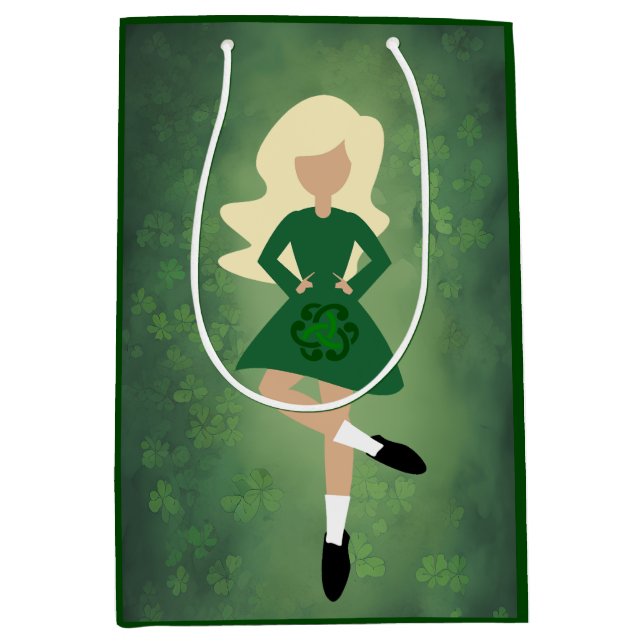 Irish Dancer with Blond Hair | Grönt Klöver Dance (Framsidan)