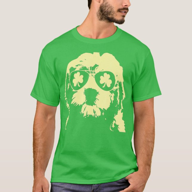 Irish Doodle Hund Goldendoodle St patricks day T Shirt (Framsida)