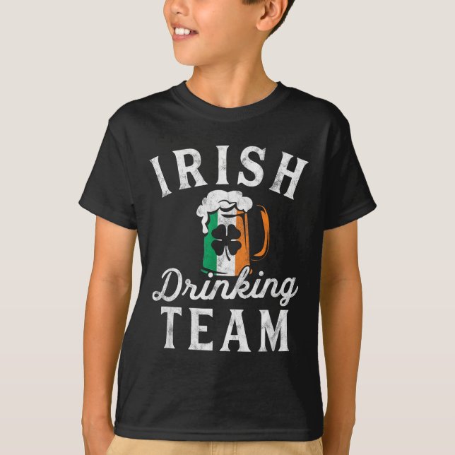 Irish Drinking Team Shirt St Patrick's Day Group S T Shirt (Framsida)