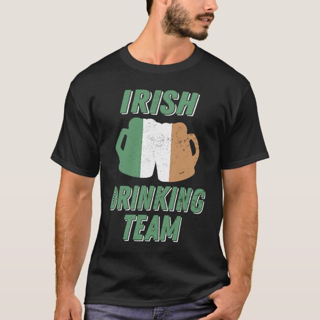 Irish Drinking Team St patrick's day Ireland Flagg T Shirt (Framsida)
