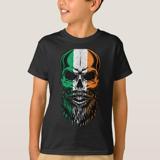 Irish Flag Bearded Skull Head Saint Patrick's Day  T Shirt (Framsida)